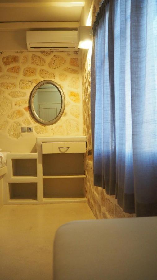 Ataraxia- Stonebuilt Studios And Apartments Kímolos エクステリア 写真
